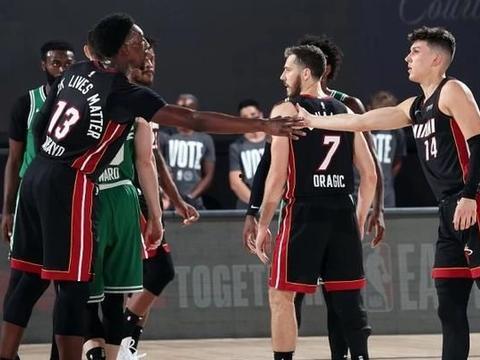 湖人近期爆料新闻事件视频,内幕揭秘与争议焦点  第1张